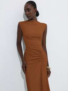 Aveloria Modichic Elegant & Chic Round Neck Cap Sleeve Design Waist Ruched Slit Long Dress For Commuting - Coffee Brown - View 5