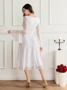 Modelyn Váy ren thanh lịch lãng mạn có cổ trái tim, tay áo nhún bèo, eo chữ A - trắng - Xem 6