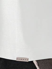 SUMWON Überschnittenes Crop T-Shirt mit Logo, Streetwear-Athletik, lässige Passform, Baumwollmischung, kurzärmlig, urbane Mode für Sommer und Frühling, Lässig-Wochenende