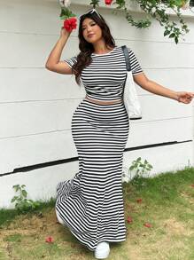 SHEIN EZwear 2 件套大码女士休闲度假黑白条纹 T 恤和长裙套装，春夏 - 黑與白 - 查看 4