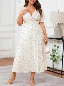 SHEIN Clasi 大码女装热销波西米亚风清新简约印花V领系带短袖摆腰显瘦中长款优雅度假春夏连衣裙