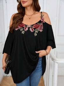 SHEIN Clasi 加大码花卉刺绣吊带夏季休闲度假T恤