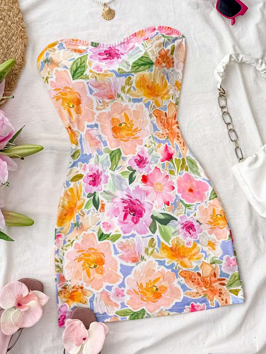 SHEIN 少女度假休闲花朵全印花抹胸花卉印花迷你连衣裙，适合春夏季连衣裙