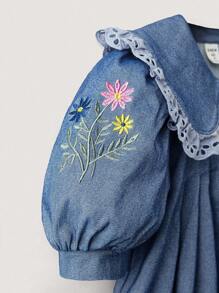 SHEIN Young Girls Embroidered Peter Pan Collar Shirt And Ruffled Shorts Sets