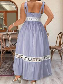 SHEIN Clasi 大码女式夏季休闲度假条纹荷叶边拼接方领系带连衣裙