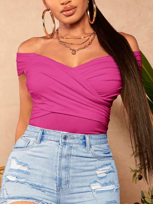 SHEIN SXY Plus Size Women's Black Off Shoulder Twist Front Tee, Spring/Summer