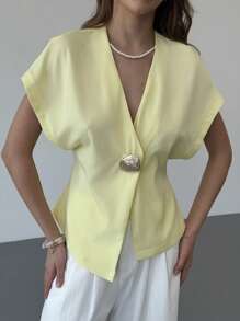 Aloruh New Spring/Summer Women Metal Buckle Decor Bat Wing Short Sleeve Waisted Asymmetrical Hem Blazer In Fall/Winter