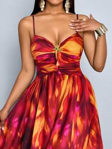 SOLERSUN 性感热带印花露背沙滩裙，高开衩，金色海星装饰，度假吊带背心（随机花卉） - 橘色 - 查看 3