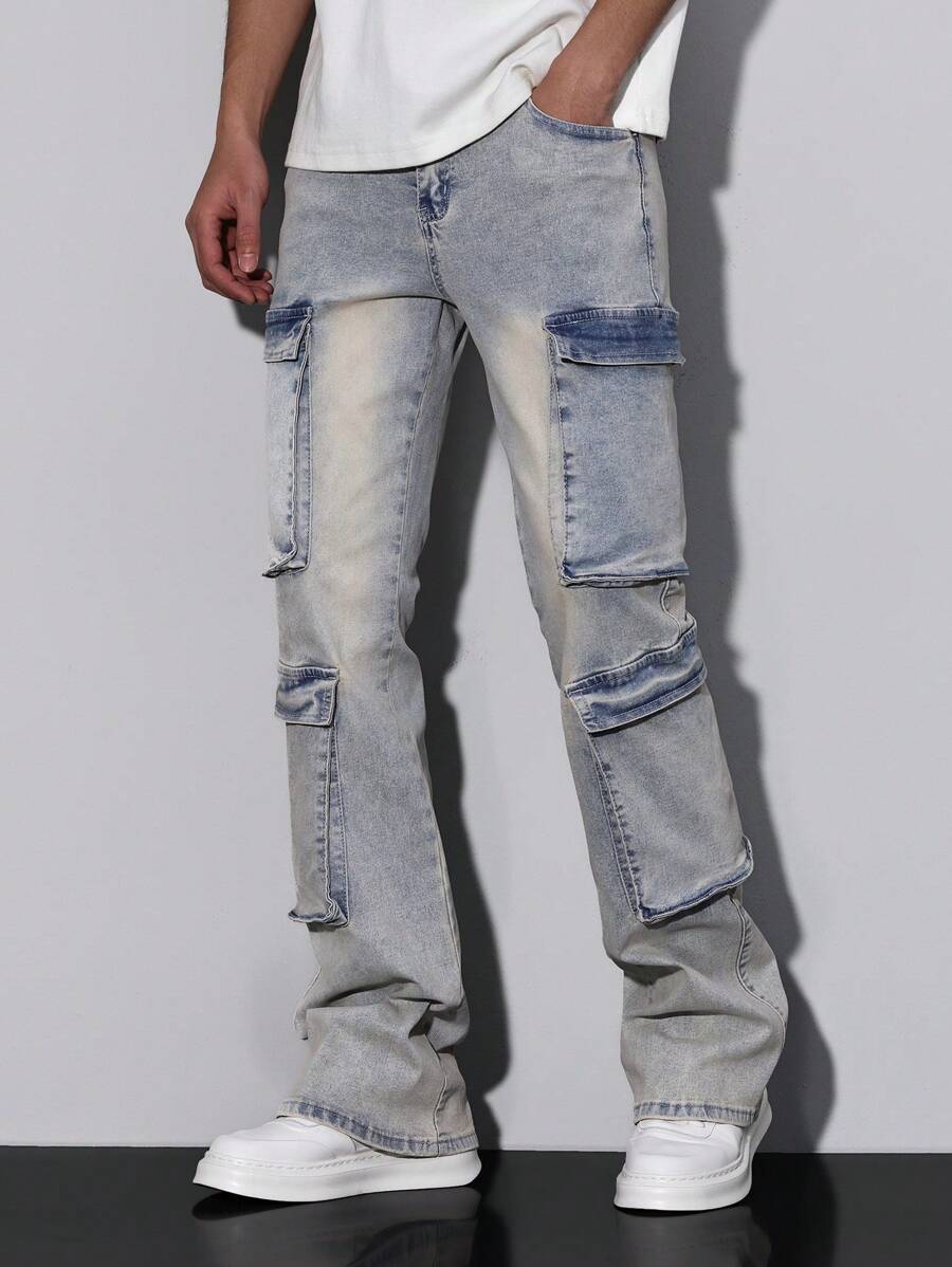 Manfinity Homme Herren Jeans große Größen in Loose Fit mit abgenutztem Effekt und Cargo-Tasche, ganzjährig - Helle Waschung - Übersicht 1