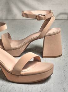 SHUZIA Sandalias con plataforma y tacón de bloque estabilizado, cinta contorneada y diseño minimalista cubista en color beige topo, aprobadas por podólogos para exploraciones urbanas. Reviviendo el estilo Y2K.