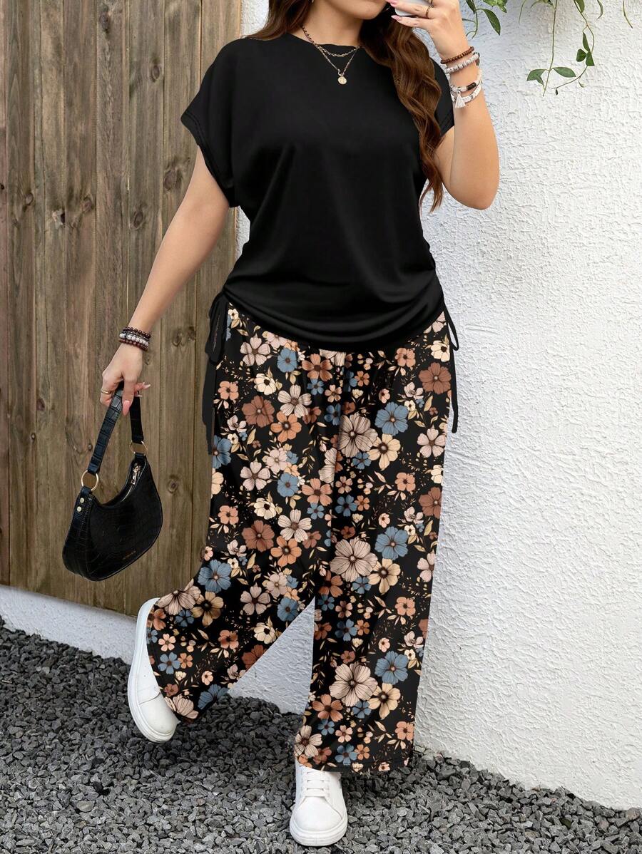 SHEIN LUNE Plus Size Women's Black,Summer,Boho,Vacation 2 Pieces Outfit,Round Neck Short Sleeve Drawstring Hem Top & Loose Floral Trousers,Holiday Style Suit - Multicolor - View 1