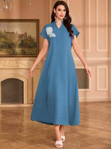 Al Najma 绣花领花肩袖立领优雅连衣裙