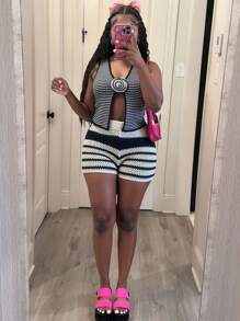 Slaydiva Women's Chic Summer Black And White Striped Two Pieces Set,Vacation Crocheted Deep V-Neck Sleeveless Sweater Top & Slim Fit Shorts Knit Wool Suit - Black and White - View 4