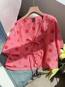 Comfortcana Camicia da donna con colletto a farfalla ricamato a fiori in maglia a quadri rossi, adatta per i primi mesi d'autunno, taglie comode