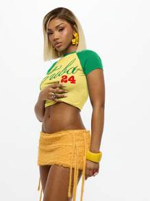 SUMWON WOMEN Áo crop top tay ngắn có logo phong cách cổ điển của trường đại học Áo thun bó cho bé mặc dạo phố thường ngày mùa hè Raglan phong cách bóng chày - Màu vàng - Xem 5