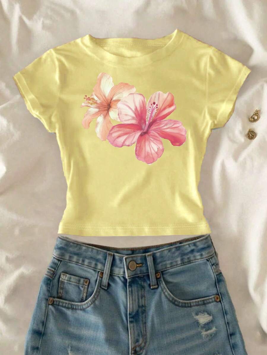 SHEIN Teenage Girls' Casual Fashion Creative Simple Blue Floral Pattern Printed Crop Top Yellow For Girl Yellow Top Girls Summer Clothes For Teen Girls T Shirt Teen Girl Clothes Summer T Shirt Girl Clothes Summer Tops - Yellow - View 1