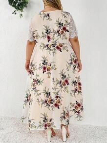SHEIN CURVE+ فستان ماكسي قصير الأكمام طباعة وردية واسع الحجم للمرأة، مناسب للحفلات والزفاف والعطلات على الشاطئ، وارتداء الخريجين وحفلات الشاي، صيفي، ريفي، عطلة على الشاطئ