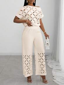 Slaydiva 25新款夏季优雅度假斜肩一字肩插肩袖短袖烂花菱格纹宽松上衣+下摆烂花阔腿裤特长裤白色女两件套 - 杏色 - 查看 5