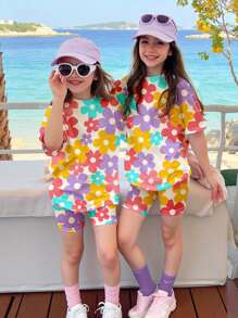 SHEIN Sparkle & Twirl, Cute Floral Cartoon Print, Young Girl Casual Round Neck Short Sleeve T-Shirt And Shorts 2 Pieces Set, Suitable For Summer - Multicolor - View 1