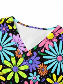 Plus Size Uniform Scrub Top, Short Sleeve, Fashion Design Suitable For Summer,Women's Plus Size Fashion Casual Simple Comfortable Printed Tops (Pumpkin Print, Donut Print, Snowman Print, Plant Print, Animal Print, Flower, Zebra Print) V Neck Short Sleeve Pocket Casual Shirt Elastic Double Pocket V Neck Tops, Women's V Neck Cleaning Tops, Women's Short Sleeve V Neck Nurse Uniform With 2 Pockets, Soft And Elastic Printed Cleaning Tops. - Multicolor - View 10