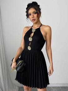 Elenzga Elegant Sleeveless Backless Pleated Hollow Gold Party Dress - Black - View 4