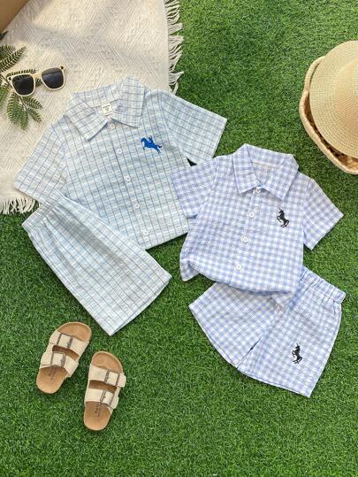 Bộ 2 áo cardigan kẻ caro tay ngắn và quần short cho bé trai