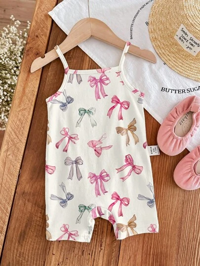 SHEIN 可爱彩色蝴蝶结印花，女婴休闲背带连体衣，适合春夏季