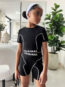 SHEIN Ensemble de 2 pièces de survêtement pour jeune fille incluant un Top en tricot à coutures contrastées col rond et un short avec imprimé lettrage à la taille - Noir - Voir 2