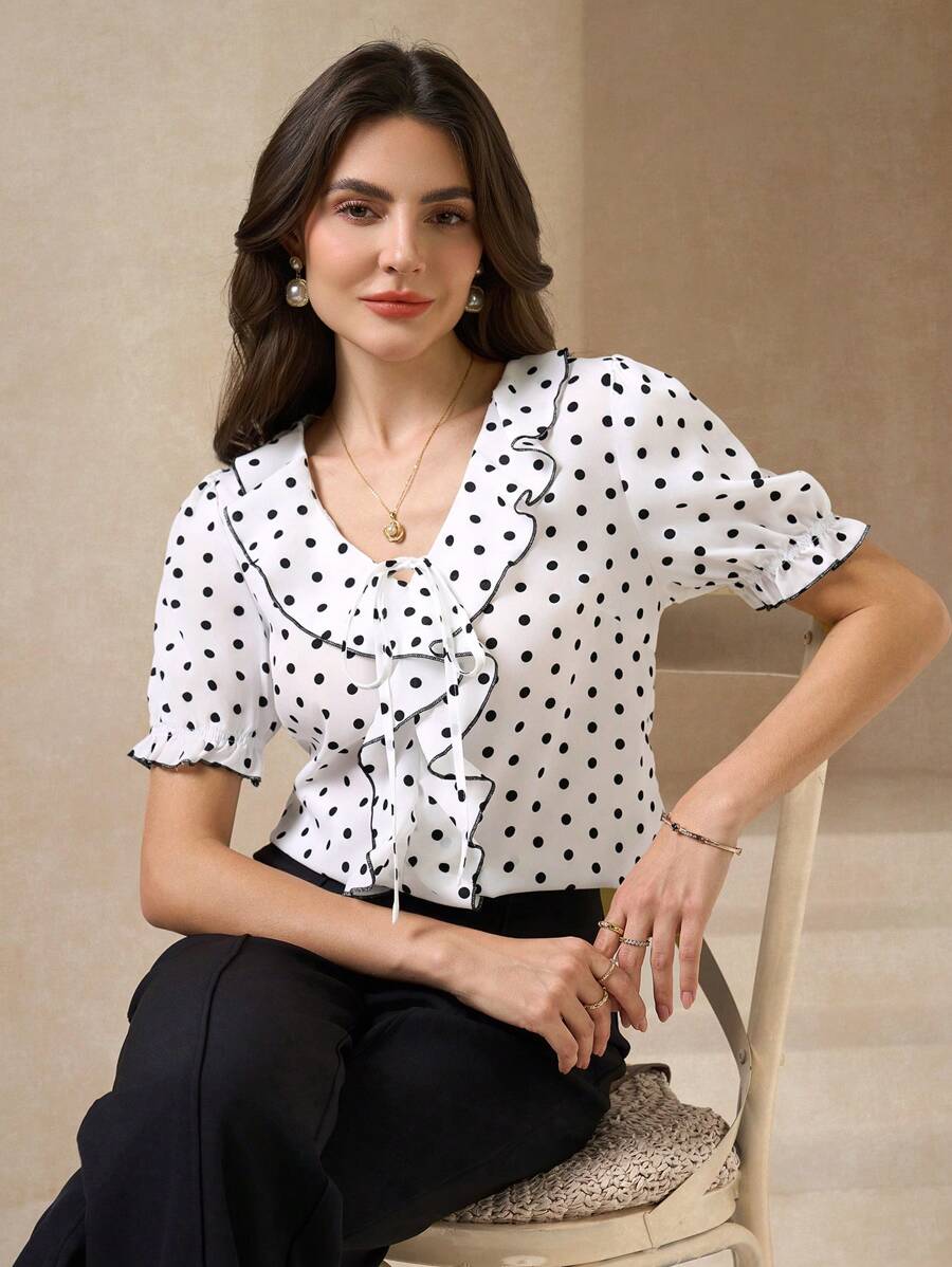 Amorya Damska koszula w kropki, z blokami kolorów, rękawami bąbelkowymi, falbankami z czarnym brzegiem i listwą na guziki