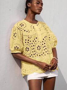 Aveloria Modichic Swobodna, elegancka, luźna, świąteczna koszula z okrągłym dekoltem i bufiastymi rękawami, z krótkim rękawem, z jednym otworem na ramię, z bogatymi zdobieniami haftowanymi, z wydrążonym materiałem - Żółty - Zobacz 4