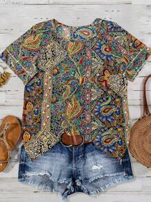 SHEIN PETITE Blusa casual de mujer con cuello redondo, mangas con volantes y estampado retro bohemio, para primavera/verano - Multicolor - Ver 1