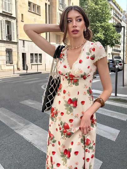 Pariaura Strawberry & Ditsy Floral V-Neck Dress With Puff Sleeves, Flattering Beach Vacation Dress