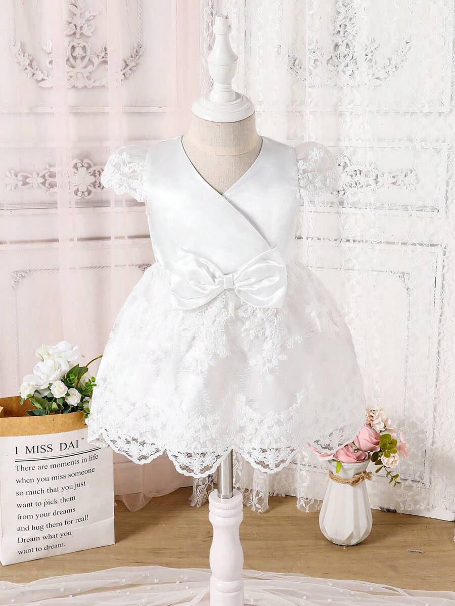 Baby Girl's Elegant V-Neck Puff Sleeve White Summer Dress