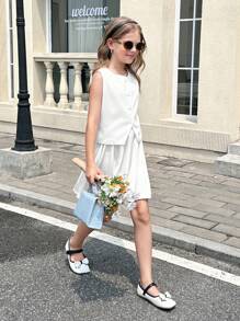 SHEIN مجموعة بنطلون قصير و سترة بدون أكمام ، من قطعتين ذات لون أحادي أنيق للبنات المراهقات