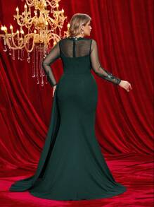 Glamrae Gaun Malam Formal Musim Dingin Ukuran Besar Warna Hijau Tua, Gaun Pesta Mewah Elegan dengan Bordir Benang Emas & Perak, Panel Berkerut, Buatan Tangan, untuk Tamu Pernikahan - Dark Green - View 3