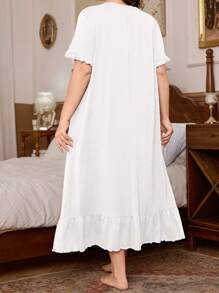 Trezura Plus Size Elegant French Vintage Style Soft Knit Midi Sleep Dress, With Sheer Lace Trim Detail, Comfortable Casual, Moo Moo Sleep Dress