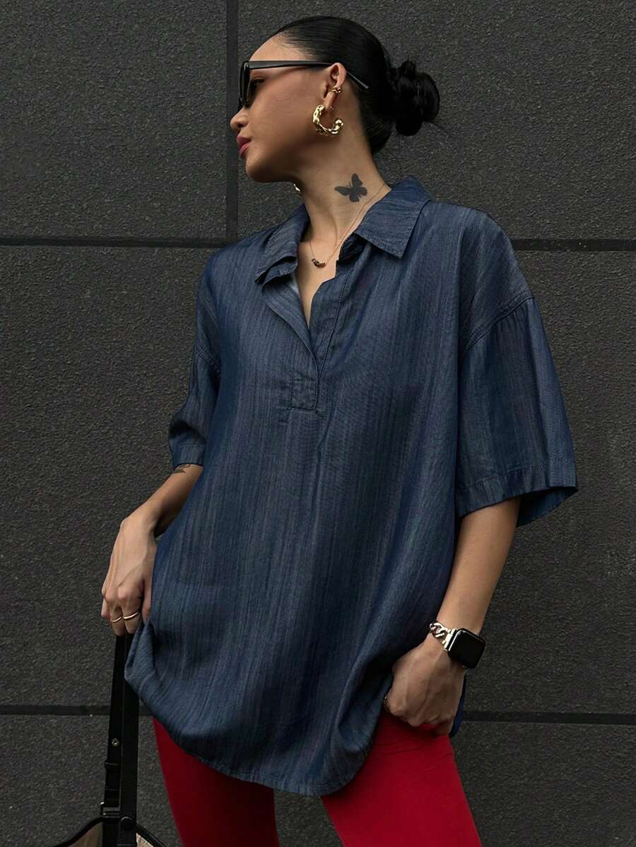 DAZY 女式纯色简约翻领短袖牛仔衬衫 - 深色水洗藍 - 查看 1