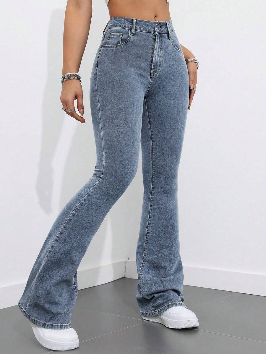 SHEIN PETITE Einfache figurbetonte Schlagjeans mit Taschen, vielseitig einsetzbar