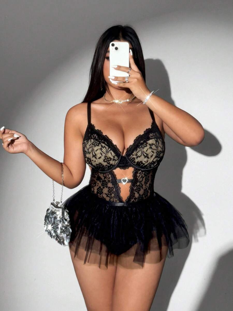 Viva Relle 大码女式可爱心形蕾丝内衣紧身衣，适合约会、派对、情人节