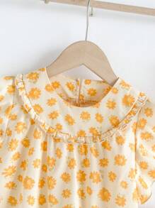 Loomiva Young Girls Ditsy Floral Ruffle Short Sleeve Top And Ruffle Hem Skirt 2pcs Sets, Spring/Summer