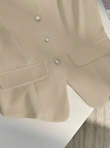 Franclia Sleeveless Single-Breasted Cinched Waist Faux Pocket Women Shirt, Fashionable & Versatile Daily Wear