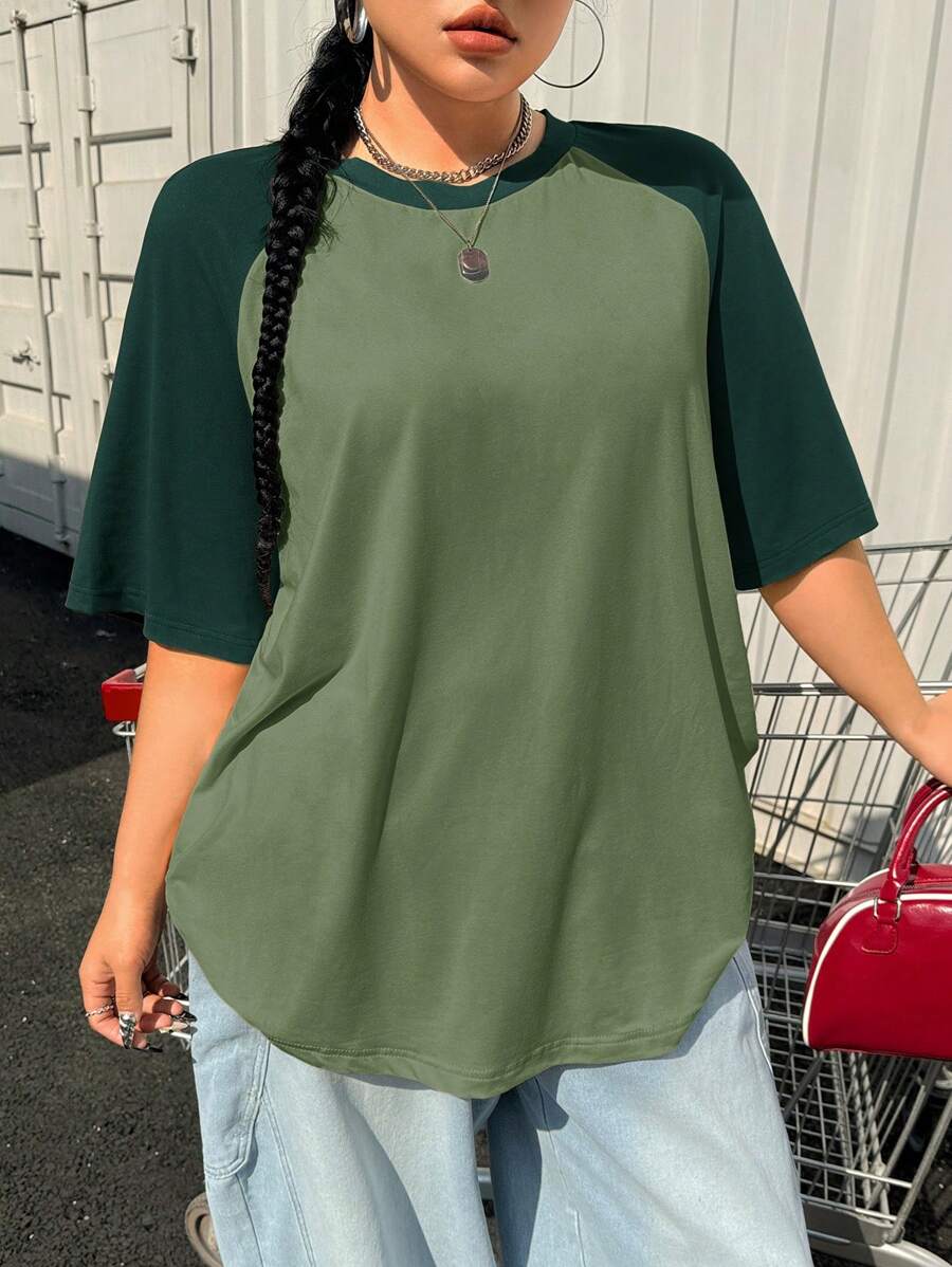 Muchica Plus Size Summer Basic Casual Raglan Sleeve Color Block Loose T-Shirt Green - Dark Green - View 1