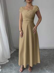 Modelyn Women's Solid Color Simple Square Neck Short Sleeve Dress - Khaki - View 5