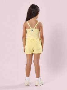 SUMWON Conjunto de entrenamiento de correa de tanque y pantalones cortos elásticos de verano para práctica de baile y entrenamiento atlético, colección de clubes de baile para niñas