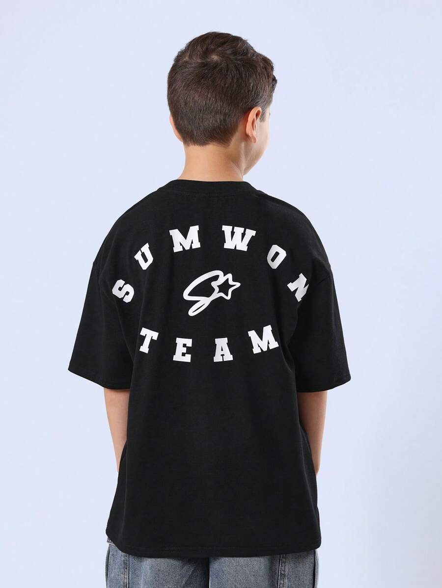 SUMWON 超大号青少年街头服饰团队运动标志棉质 T 恤运动校队风格休闲活力训练时尚男童上衣 - 黑色 - 查看 1