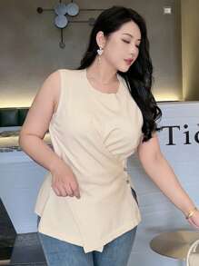 Dazy Plus Rundausschnitt einfarbiges Top mit Knopfverzierung an der Taille, ärmelloser Stricktop