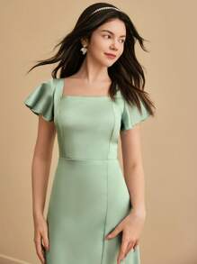 SHEIN Teen Girl Elegant Simple Square Neck Short Sleeve High Waist Slim Fit Long Dress With Slit, Satin Shiny Fabric, Green Color, High-End Teenage Girl Graduation/Wedding Flower Girl Dress