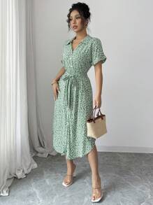 SHEIN PETITE 花卉系带前扣连衣裙长款女装 - 綠色 - 查看 6