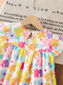 SHEIN Baby Girl Toddler/Newborn 0-3 Years Spring/Summer Casual Cute Sweet Graphic Cap Sleeve Dress, Versatile For Daily Wear & Outings - Multicolor - View 5