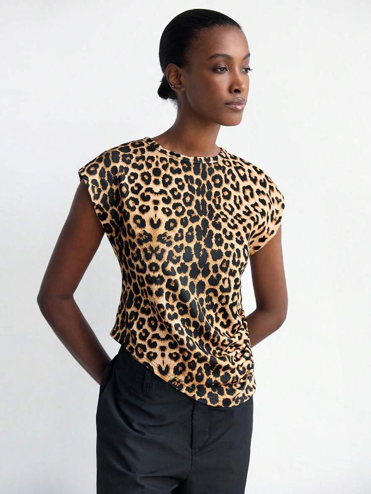 SHEIN Maija Leopard Print Asymmetric Hem Blouse, Batwing Sleeves, Oversized Urban Style, Suitable For Spring/Summer Music Festivals, Old Money Style Party, 4th Of July Women Summer, Cowgirl